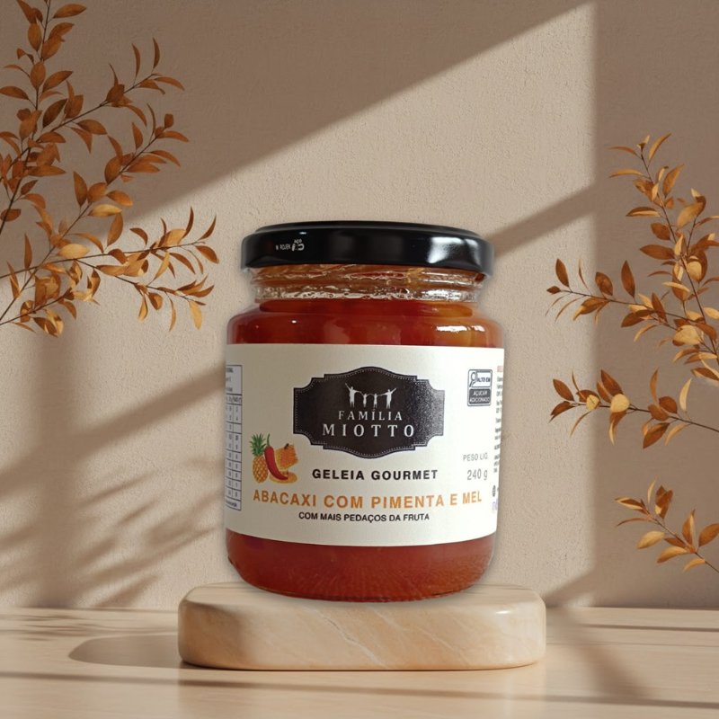 Geleia de Abacaxi com Pimenta e Mel